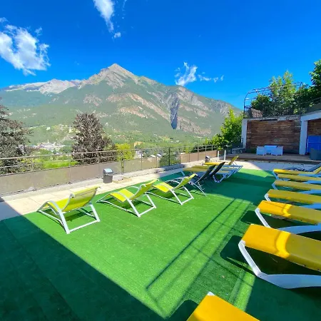 Apartment T3 Avec Vue Sur Les Montagnes - Piscine - Sauna Jausiers