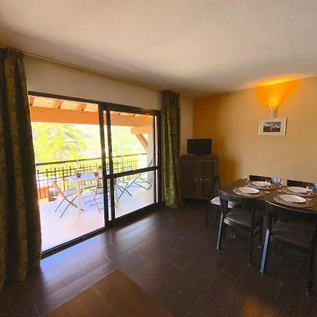 Apartment T3 Avec Vue Sur Les Montagnes - Piscine - Sauna *